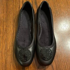 Clark’s Gracelin Lola black flats 10 M